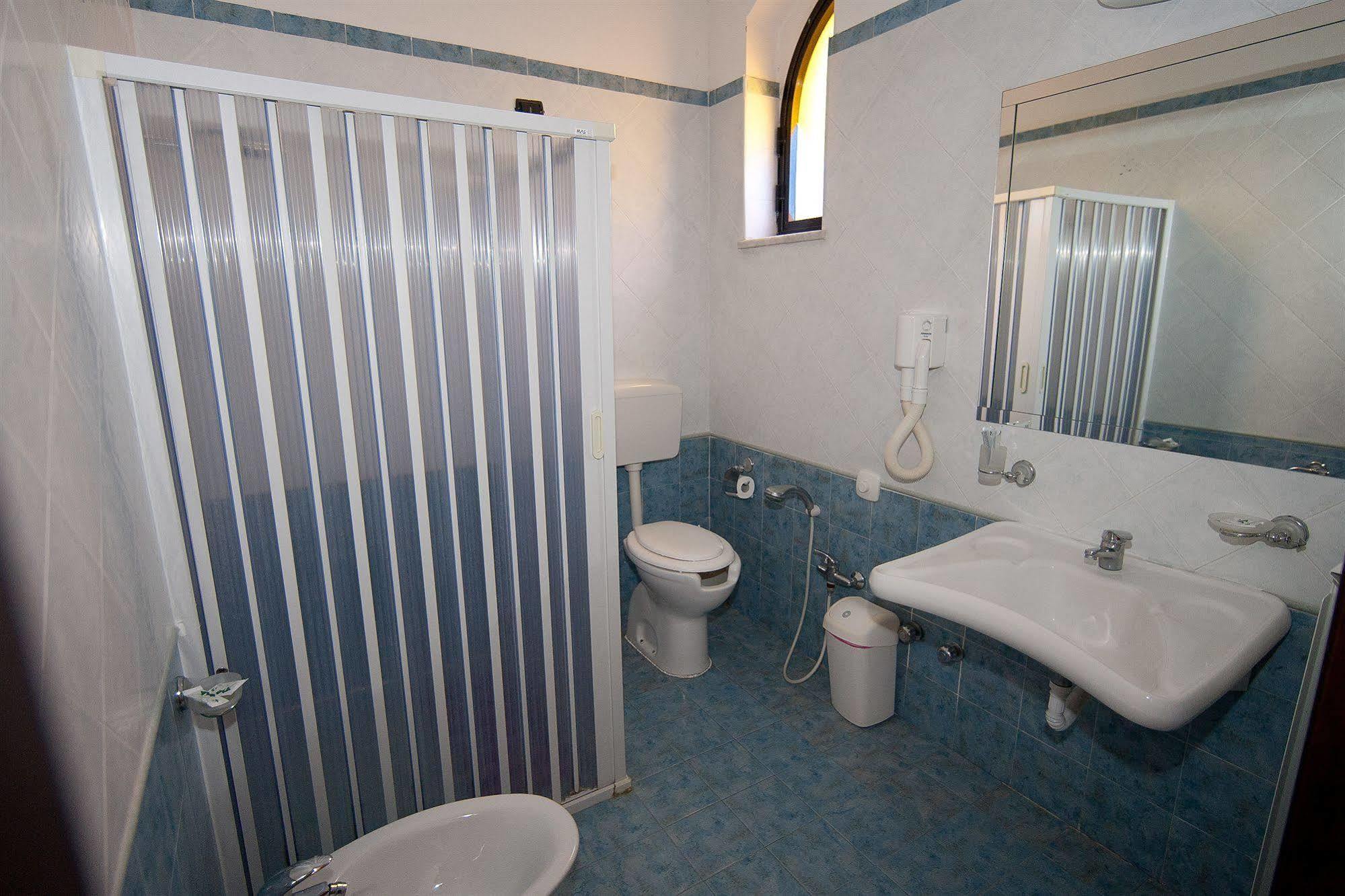 Hotel Pompeii Ruins Torre Annunziata Bagian luar foto